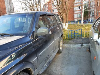 2000 SsangYong Musso I Рестайлинг, чёрный, 390000 рублей, вид 4