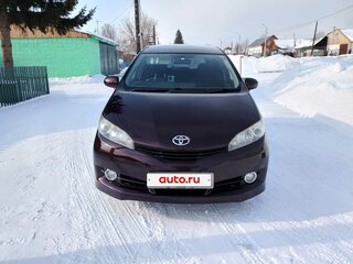 2010 Toyota Wish II, красный, 1330000 рублей, вид 1