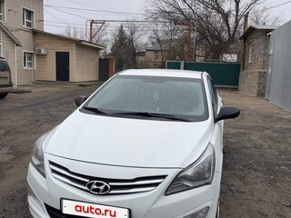 2015 Hyundai Solaris I Рестайлинг, белый, 950000 рублей, вид 1