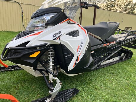 2015 BRP Lynx 49 Ranger 600, белый, 950000 рублей, вид 3