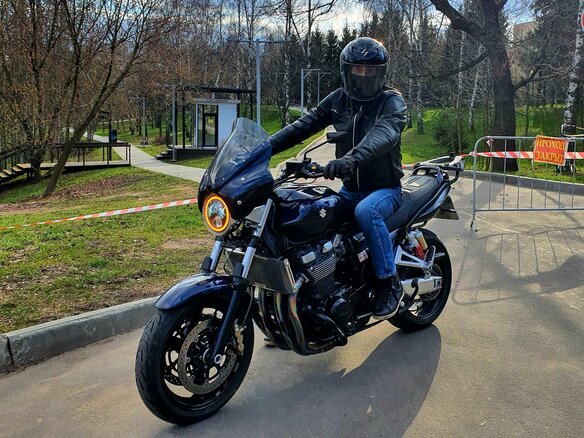 2007 Suzuki GSX 1400, синий - вид 4