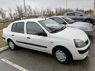 2003 Renault Symbol I Рестайлинг, белый, 351000 рублей, вид 3