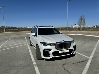 2020 BMW X7 30d I (G07), белый, 6500000 рублей, вид 4