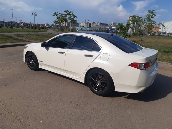 2008 Honda Accord VIII, белый, 900000 рублей - вид 3