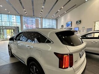 2021 Kia Sorento IV, белый, 5000000 рублей, вид 3