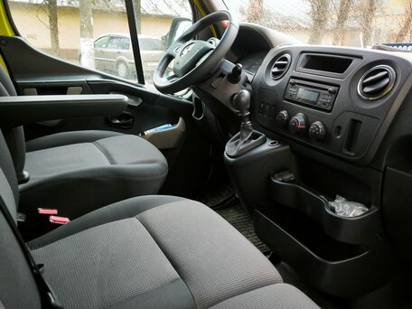 2016 Renault Master, жёлтый, 2400000 рублей, вид 2
