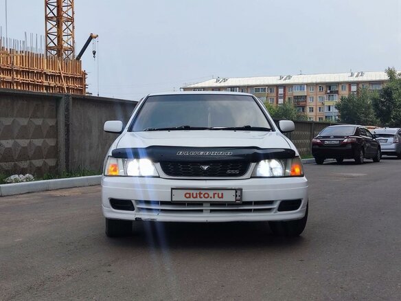 1998 Nissan Bluebird QG18 XI (U14), белый, 400000 рублей