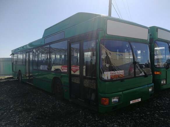 1994 Mercedes-Benz O 405, зелёный - вид 3