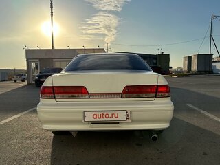 2000 Toyota Mark II VIII (X100), белый, 630000 рублей, вид 4