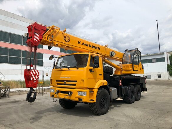 2020 ККЗ (Камышинский КЗ) КС-5576, оранжевый