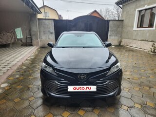 2019 Toyota Camry VIII (XV70), чёрный, 2300000 рублей, вид 2