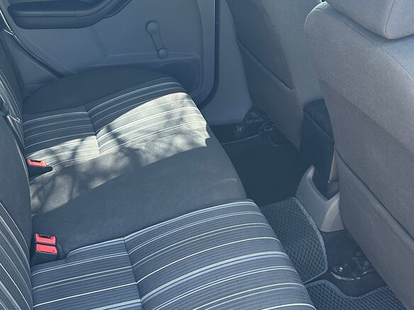 2008 Ford Focus II Рестайлинг, серебристый, 670000 рублей - вид 14