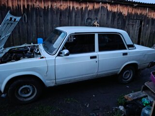 2005 Lada (ВАЗ) 2107, белый, 120000 рублей, вид 4