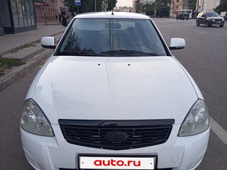 2015 Lada (ВАЗ) Priora I Рестайлинг, белый, 400000 рублей, вид 1