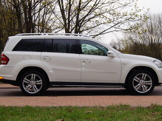 2011 Mercedes-Benz GL-Класс 350 I (X164) Рестайлинг, белый, 2000000 рублей, вид 3
