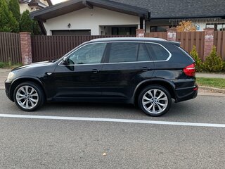 2009 BMW X5 35d II (E70), чёрный, 2237350 рублей, вид 3