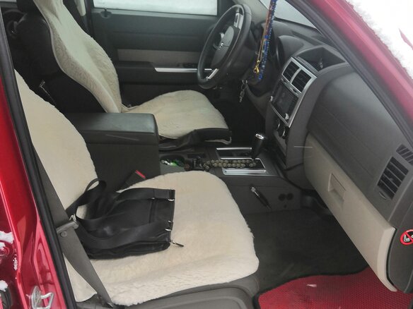 2007 Dodge Nitro, красный, 1000000 рублей - вид 9