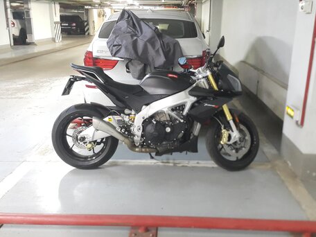 2012 Aprilia Tuono V4, чёрный, 900000 рублей, вид 5