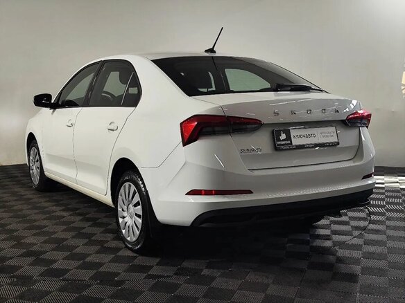 2020 Skoda Rapid II, белый - вид 3
