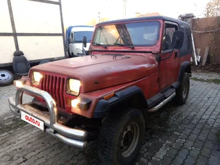 1992 Jeep Wrangler I (YJ), красный, 699000 рублей, вид 3