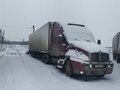2002 Kenworth T2000, красный, 2100000 рублей - вид 6