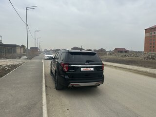 2017 Ford Explorer V Рестайлинг, чёрный, 2700000 рублей, вид 5