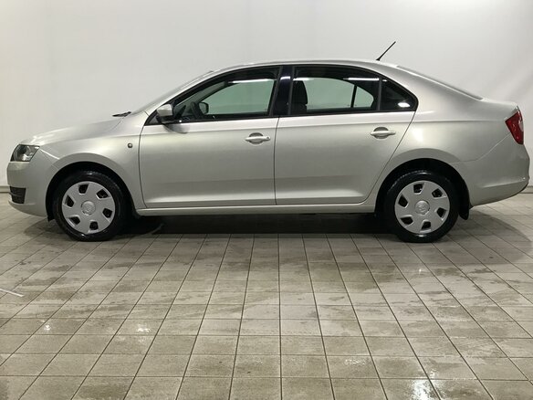 2014 Skoda Rapid I, серебристый, 1200000 рублей - вид 5