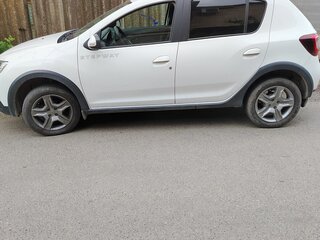 2020 Renault Sandero Stepway II Рестайлинг, белый, 1240000 рублей, вид 2