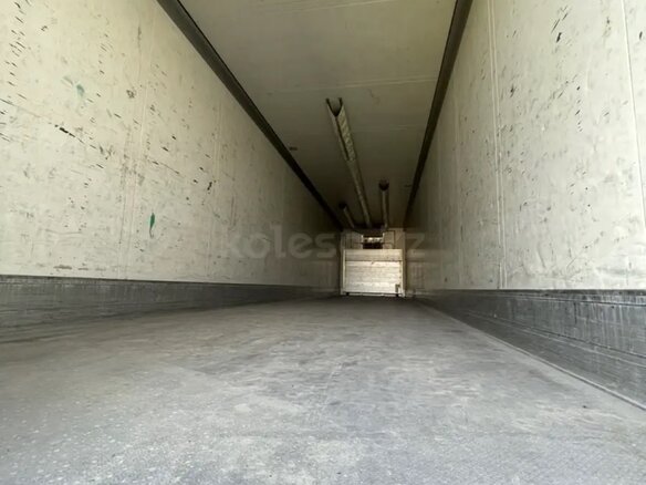 2008 Schmitz Cargobull SKO, белый, 2500000 рублей - вид 4