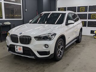 2018 BMW X1 18i sDrive II (F48), белый, 2400000 рублей, вид 1