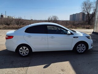 2014 Kia Rio III, белый, 990000 рублей, вид 2
