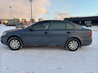2011 Skoda Octavia II (A5) Рестайлинг, серый, 600000 рублей, вид 4