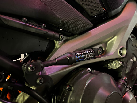 2014 Yamaha MT-09 (FZ-09), фиолетовый, 600000 рублей - вид 5