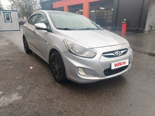 2012 Hyundai Solaris I, серебристый, 645000 рублей, вид 1