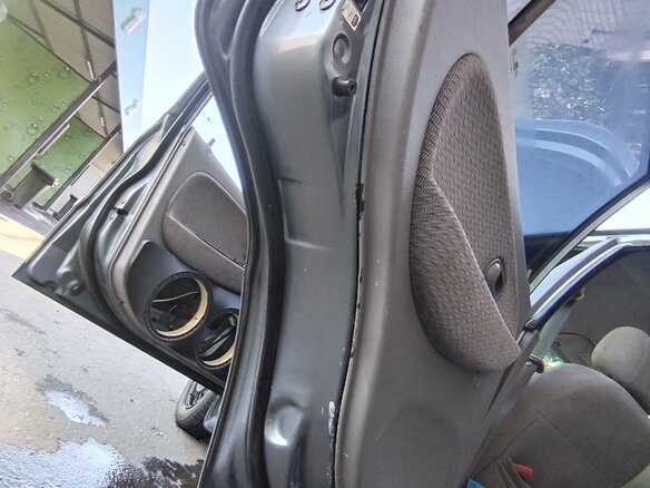 2001 Kia Rio I, серый, 160000 рублей - вид 18