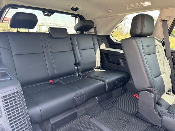 2023 Toyota Sequoia III, белый, 12000000 рублей - вид 8