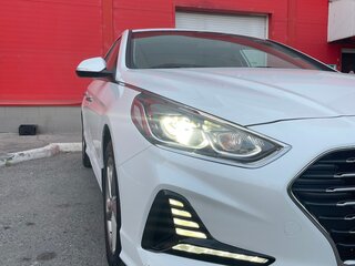 2017 Hyundai Sonata VII (LF) Рестайлинг, белый, 2200000 рублей, вид 3