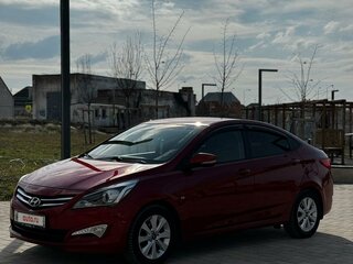 2016 Hyundai Solaris I Рестайлинг, красный, 1400000 рублей, вид 2
