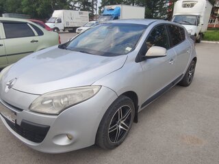 2010 Renault Megane III, серебристый, 535000 рублей, вид 1