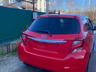 2014 Toyota Vitz III (XP130) Рестайлинг, красный, 1200000 рублей, вид 5