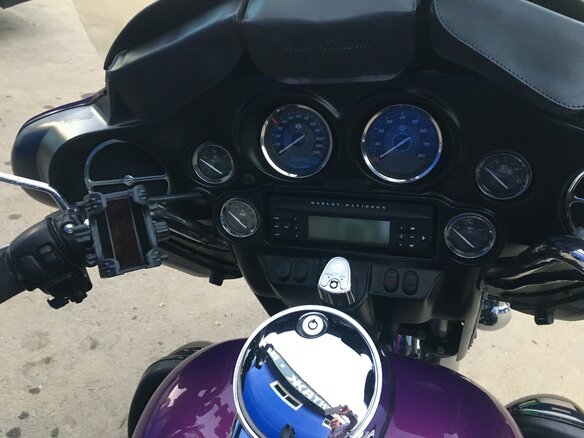 2011 Harley-Davidson Electra Glide, фиолетовый, 1199777 рублей - вид 19