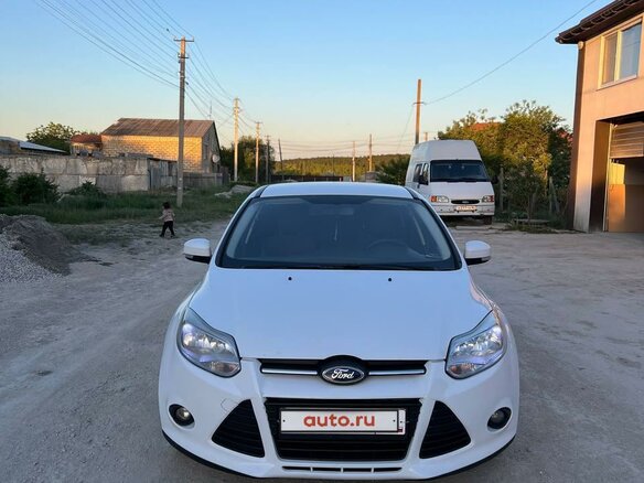 2012 Ford Focus III, белый, 1050000 рублей - вид 1