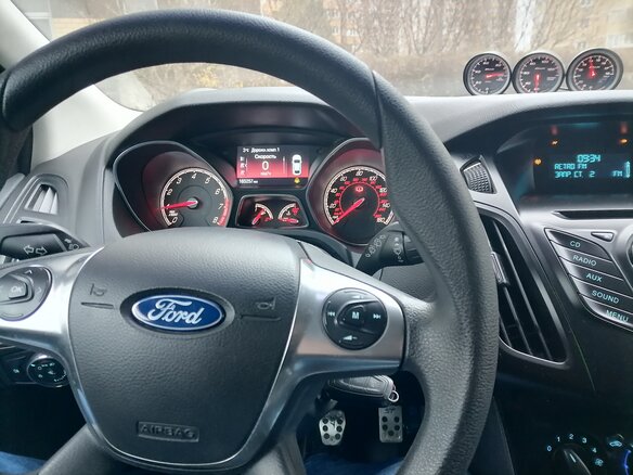 2013 Ford Focus III, красный, 1095000 рублей - вид 7
