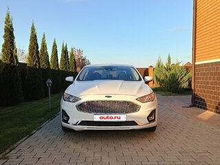 2019 Ford Fusion (North America) II Рестайлинг, белый, 1900000 рублей, вид 2