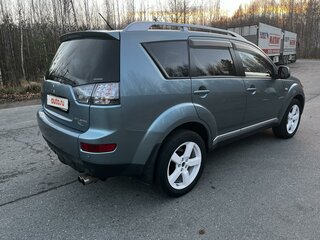 2007 Mitsubishi Outlander II, зелёный, 1500000 рублей, вид 2