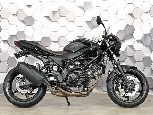 2020 Suzuki SV 650, чёрный, 575000 рублей - вид 2