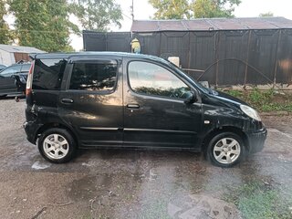 2003 Toyota FunCargo, чёрный, 400000 рублей, вид 4