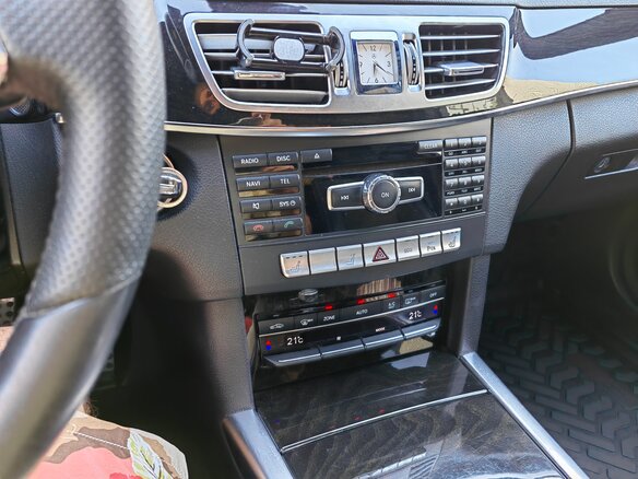 2013 Mercedes-Benz E-Класс 200 IV (W212, S212, C207) Рестайлинг, белый - вид 22