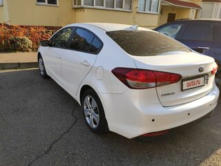 2018 Kia Cerato III Рестайлинг (Classic), белый, 1150000 рублей, вид 4