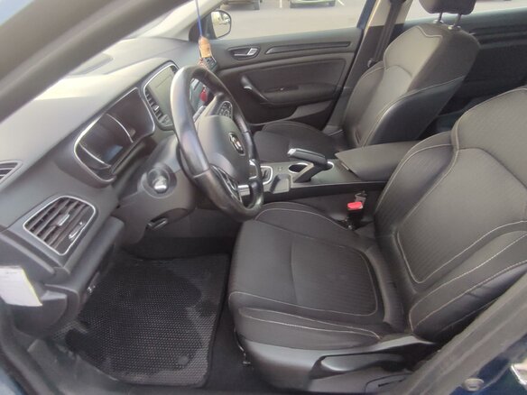 2016 Renault Megane IV, синий, 1150000 рублей - вид 9